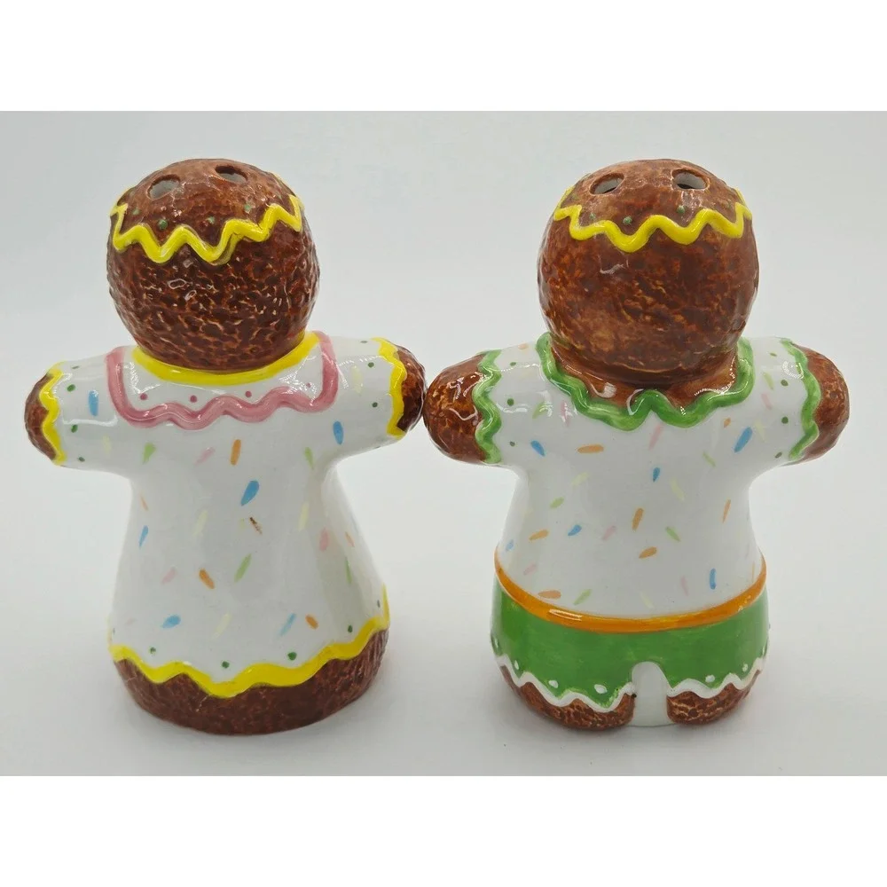 Gingerbread Man and Woman Christmas Sugar Spice‎ Shaker Set Ceramic Holiday
